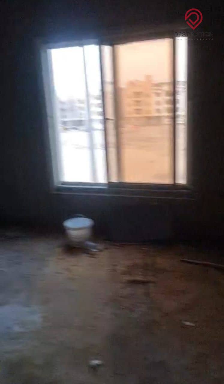 8 c9bab61f-731f-4c9e-8993-180e0274f004. jpg