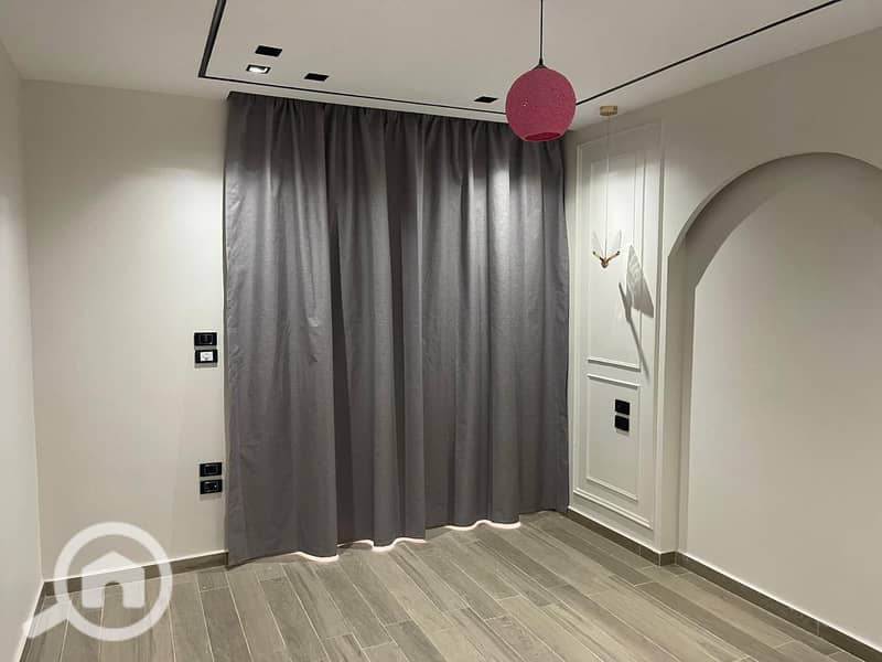 8 WhatsApp Image 2025-11-24 at 1.31. 08 PM (2). jpeg