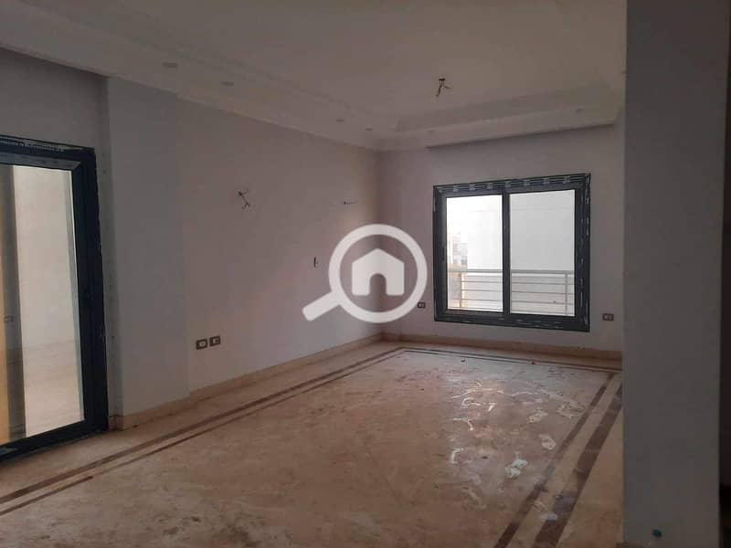 3 WhatsApp Image 2024-10-12 at 11.40. 08_61257c4b. jpg