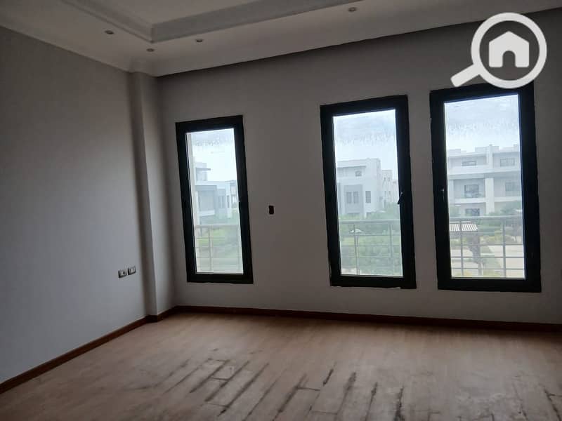 8 WhatsApp Image 2025-10-11 at 13.57. 11_81f14463. jpg