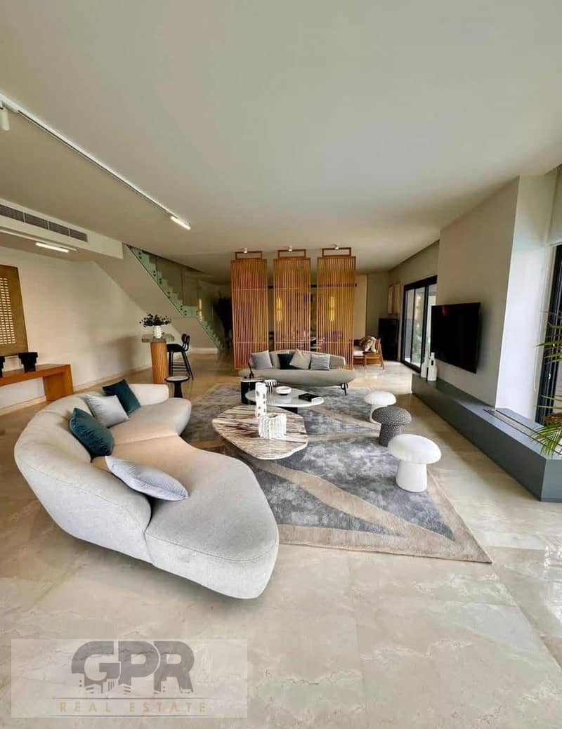 4 74a0bcab-9d92-40a0-b1bf-8afc7e79effc. jpg