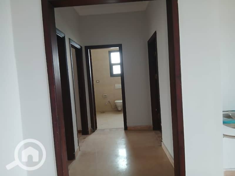 3 075f2315-c74a-4637-8f94-a2be9a1aec04. jpg