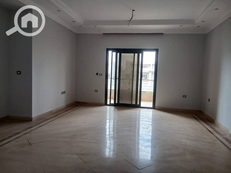 7 c23fef9b-7794-4f75-837d-d2d1ec3bc806. jpg