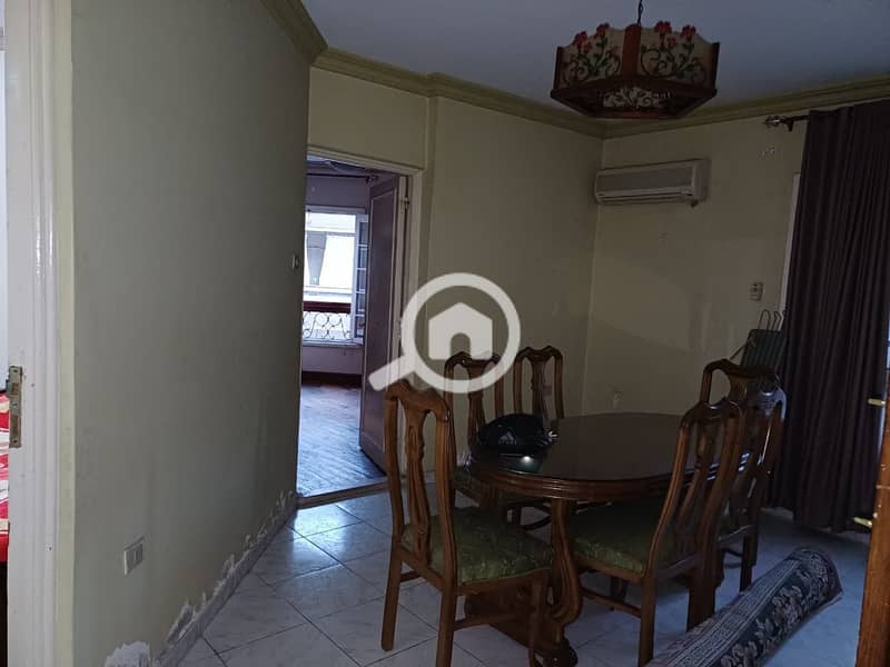 4 80404ac5-0b44-43d7-bd20-837ad7e71f37. jpg