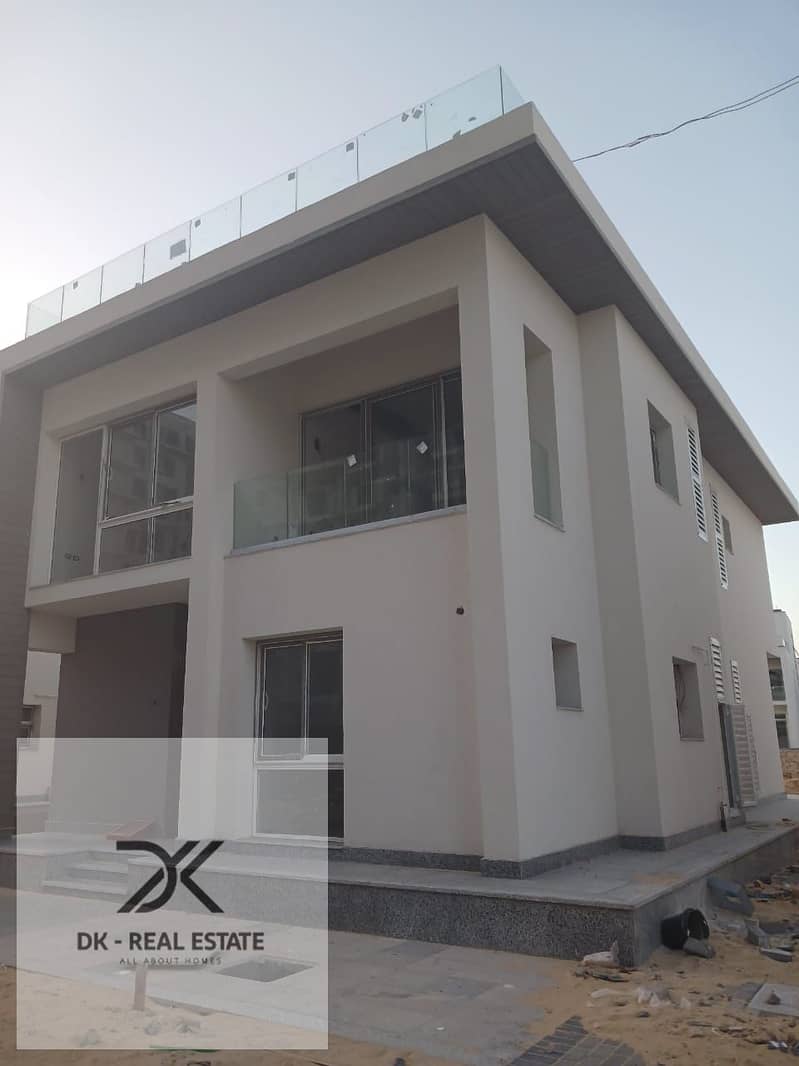 5 WhatsApp Image 2025-10-05 at 1.04. 37 PM. jpeg