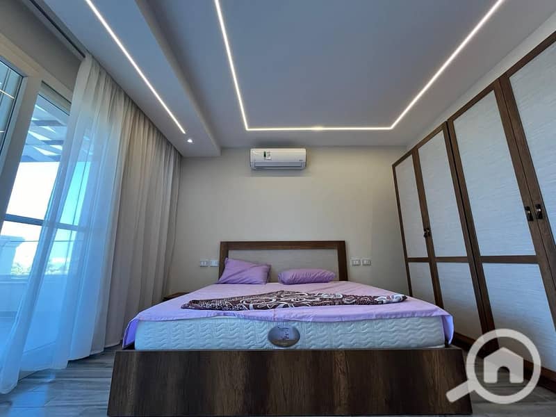 7 350e888c-b2b3-4396-9c47-4dcd69ad4a01. jpeg