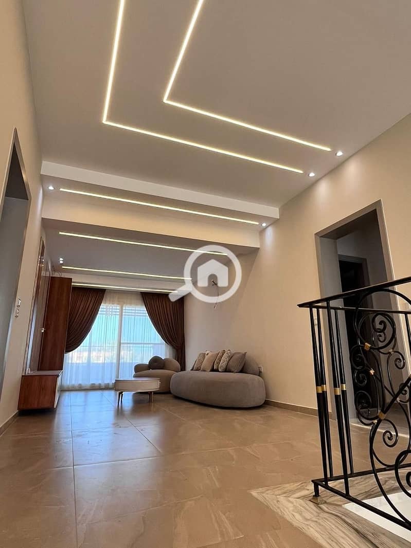 18 ac7cc663-bf71-4329-86ec-8731af9dd11e. jpeg