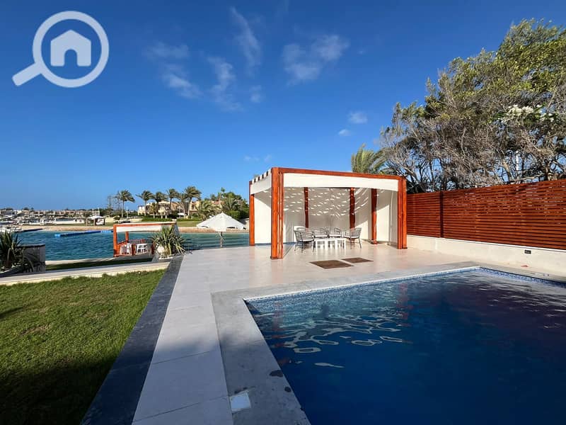 28 f1d49e5a-d49f-4bac-a172-4311f25f7b14. jpeg