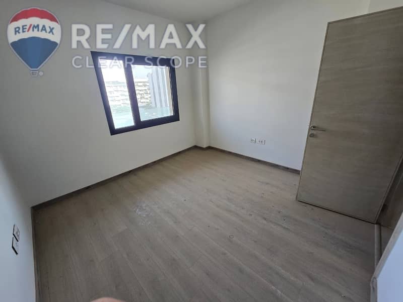 2 7c2c2055-1e50-41a0-8cdd-136ffdde118a. jpeg