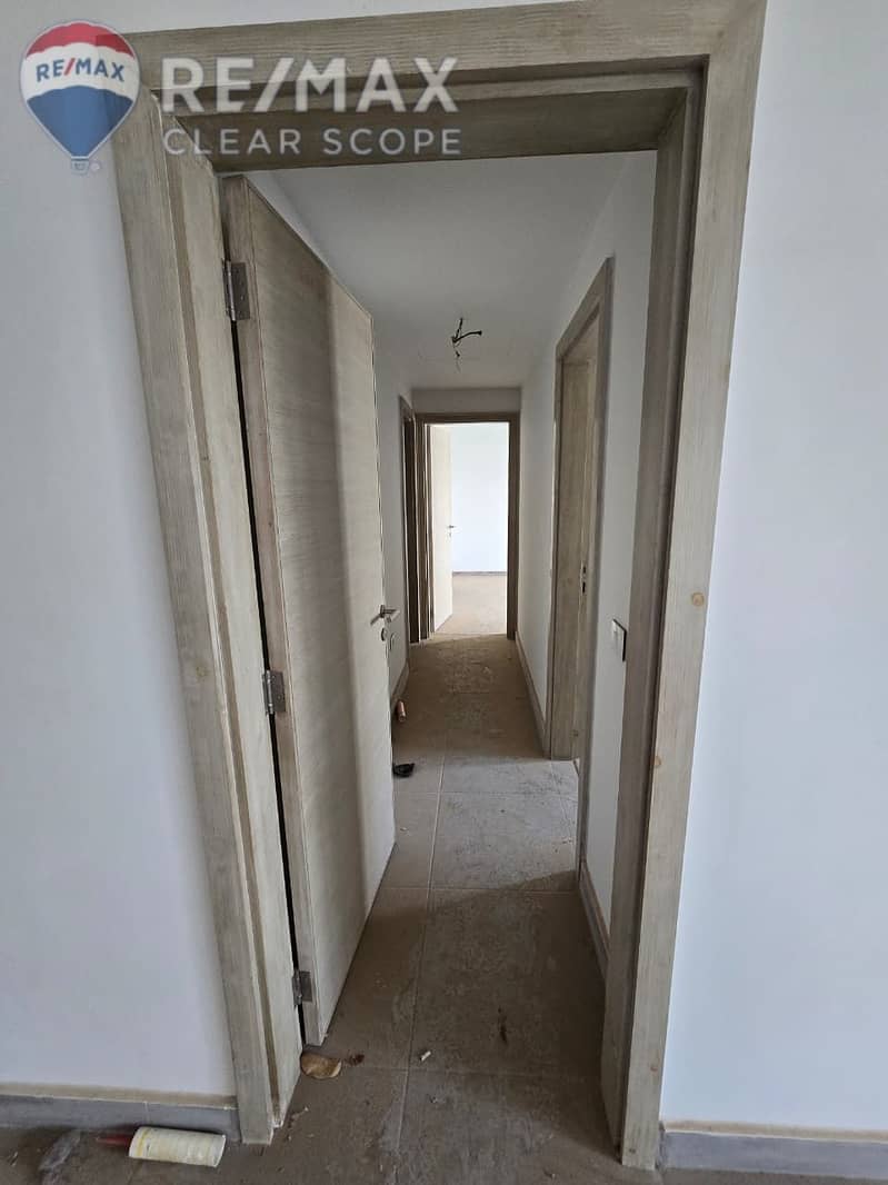 4 50a7a9ab-73ce-4142-9160-397d900a6dd6. jpeg