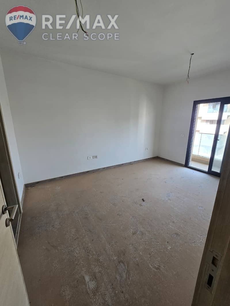 10 b145a83a-b15a-49cf-865e-1d321f2a6807. jpeg