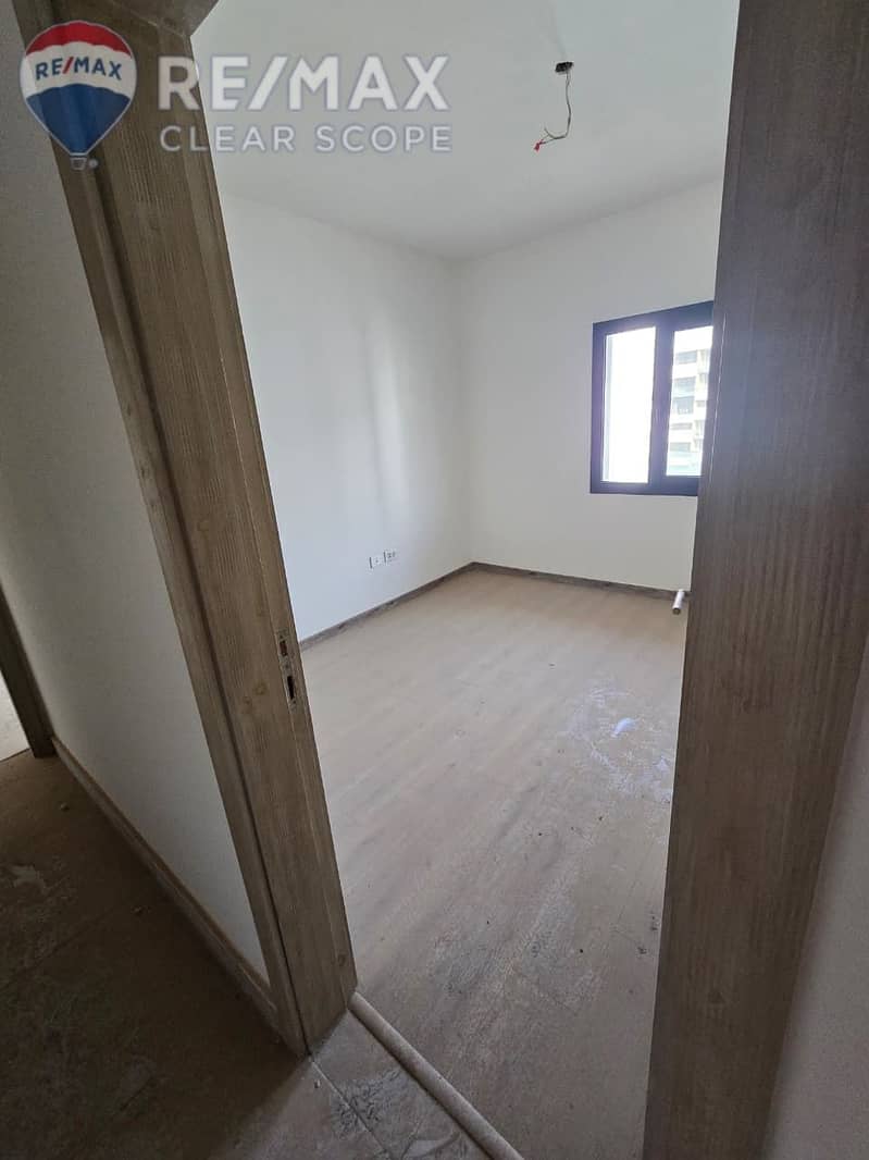 12 c44a0435-897d-4d6a-b91e-4b34025a8b3d. jpeg