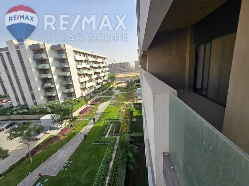 13 cf3ea7be-fb82-4ccb-b379-6bbc14b2586f. jpeg