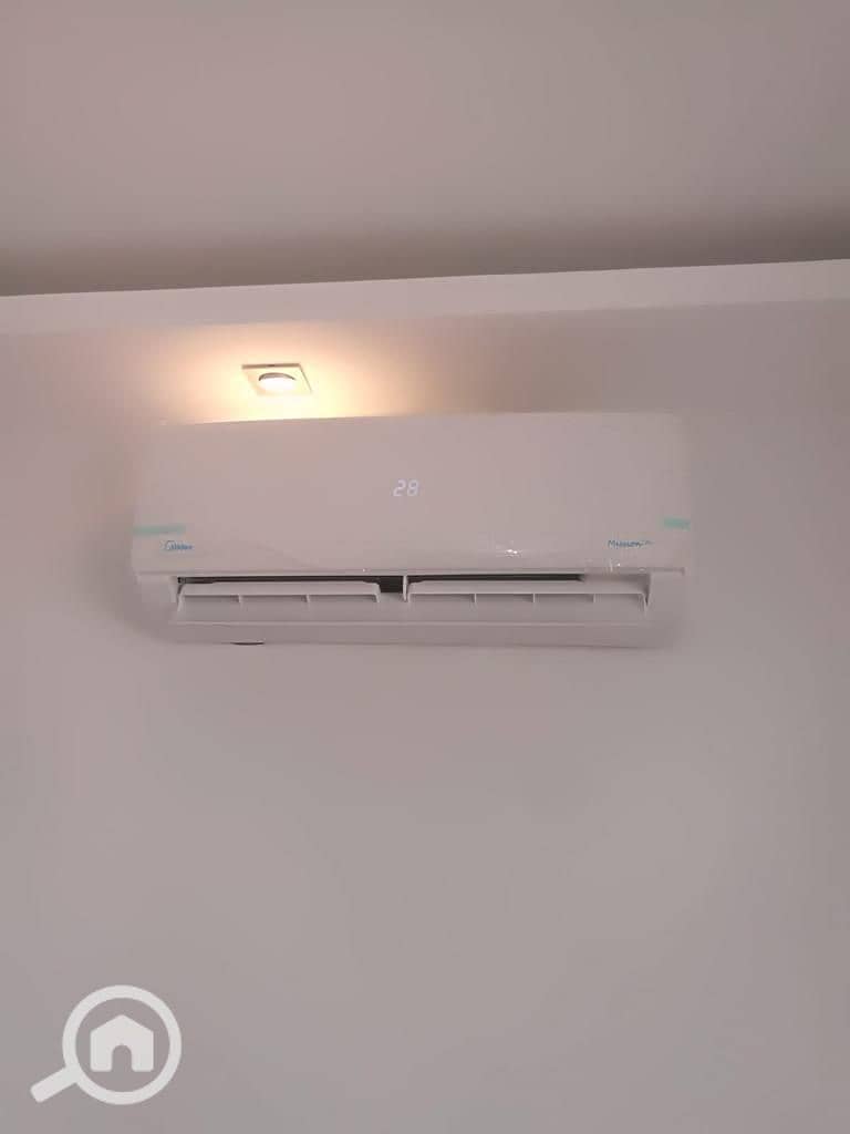 4 WhatsApp Image 2025-11-24 at 3.12. 19 PM (1). jpeg