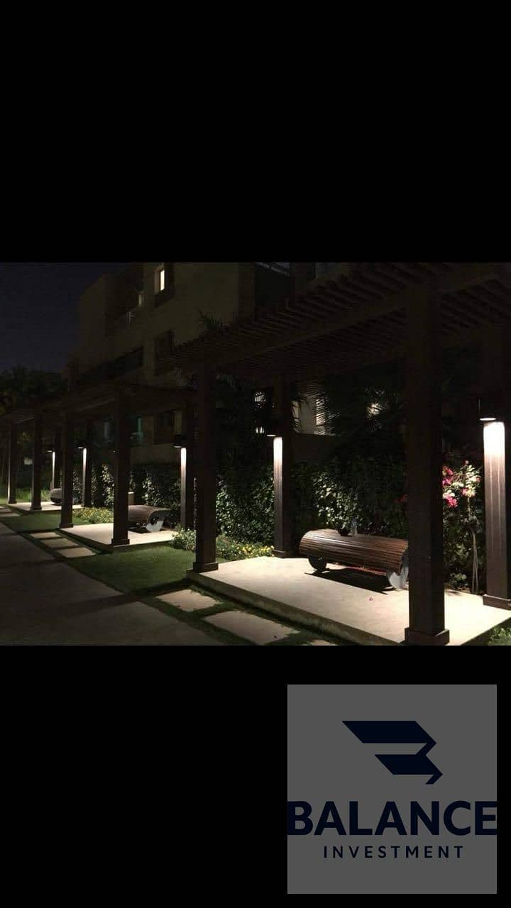 5 5e589059-5780-472d-bc36-57d762b8b2a3. jpg