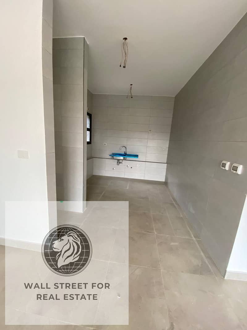 12 d0c82449-83cd-492b-9e7e-9255b1aa7248. jpg