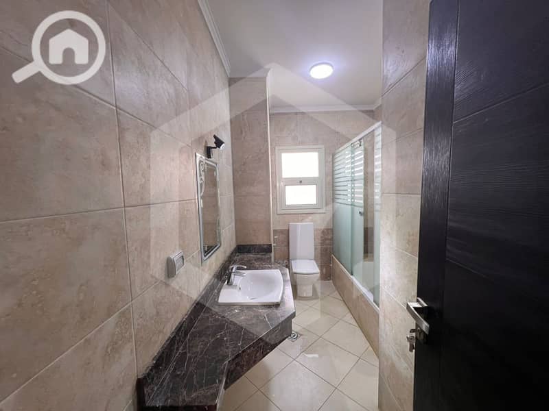 14 Grand Heights 14. jpg