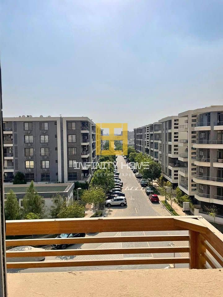 4 568747577_3742672052694484_1331472059422011936_n. jpg