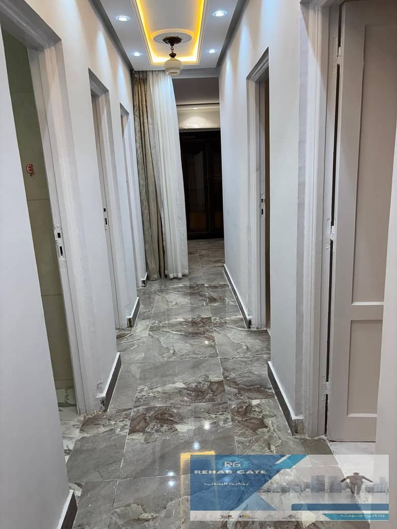 8 WhatsApp Image 2025-11-24 at 06.24. 00 (1). jpeg