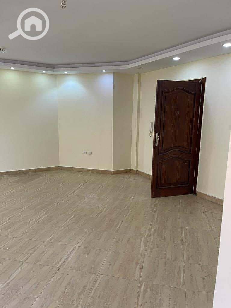 3 WhatsApp Image 2025-04-23 at 2.44. 43 PM. jpeg