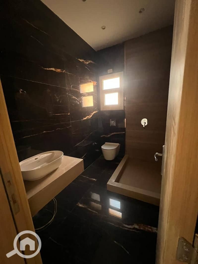 32 WhatsApp Image 2025-11-24 at 3.51. 08 PM. jpeg