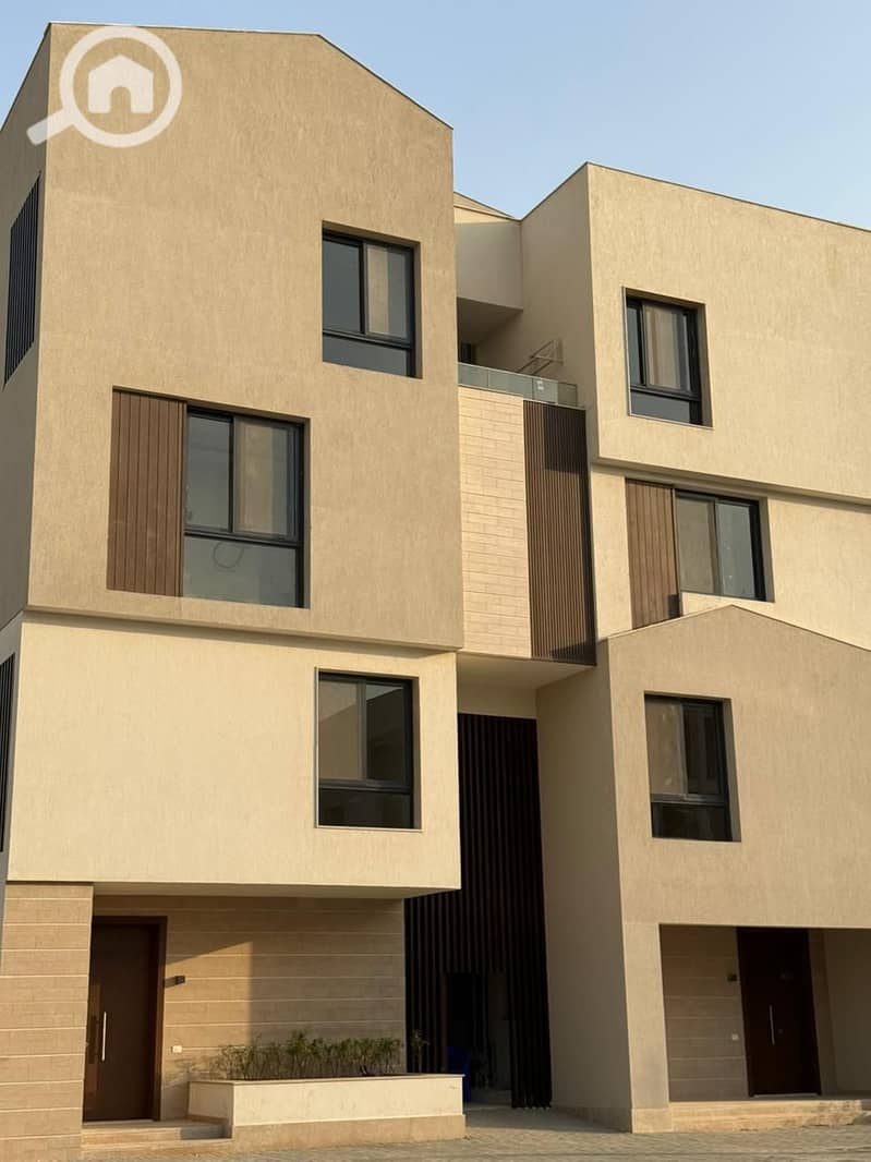 3 WhatsApp Image 2025-11-18 at 1.35. 35 PM. jpeg