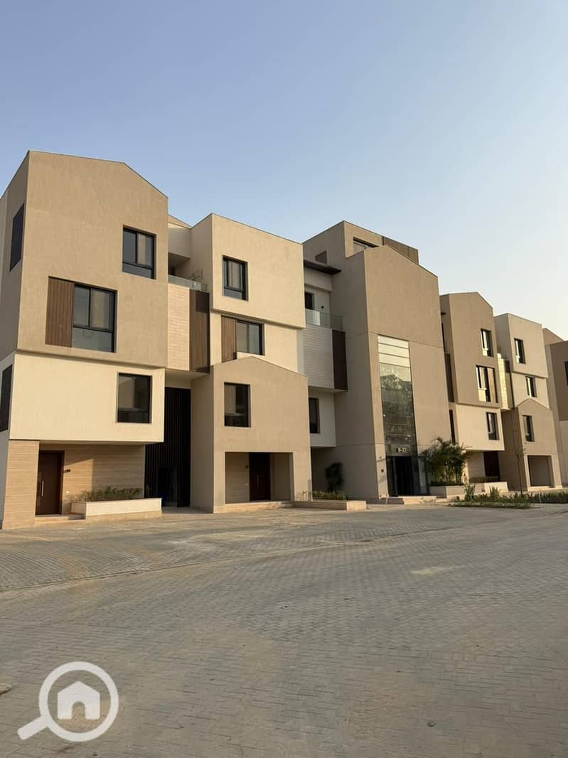 4 WhatsApp Image 2025-11-18 at 1.35. 36 PM. jpeg