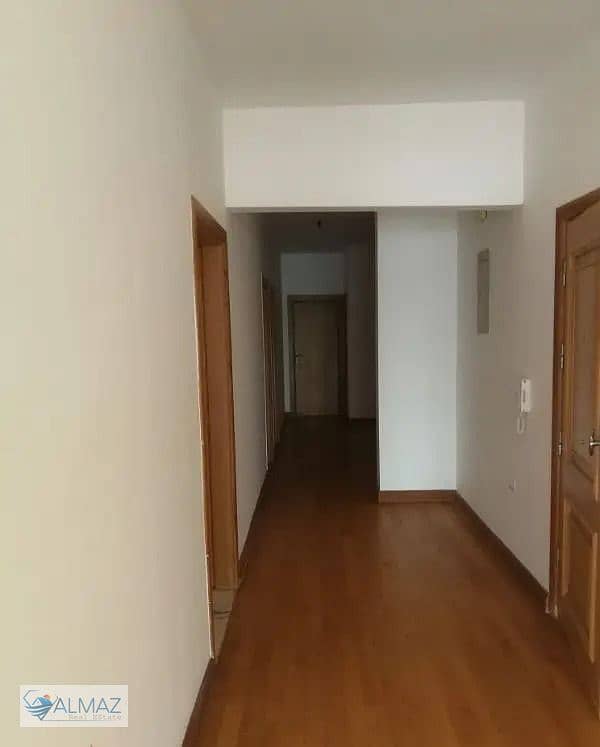 3 WhatsApp Image 2025-11-24 at 4.39. 47 PM (2). jpeg