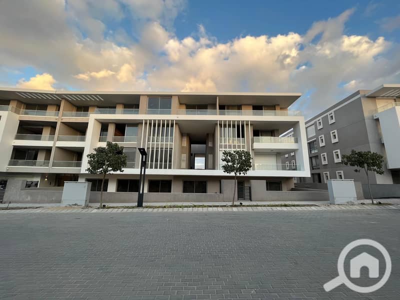 2 461946967_8395750023840762_7221967204247421560_n. jpg