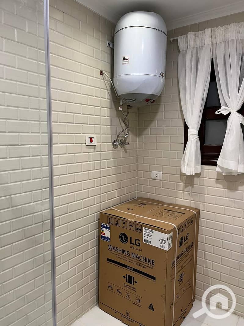 9 3cf5b2cd-adfe-4c6f-8509-90a0db79019e. jpeg