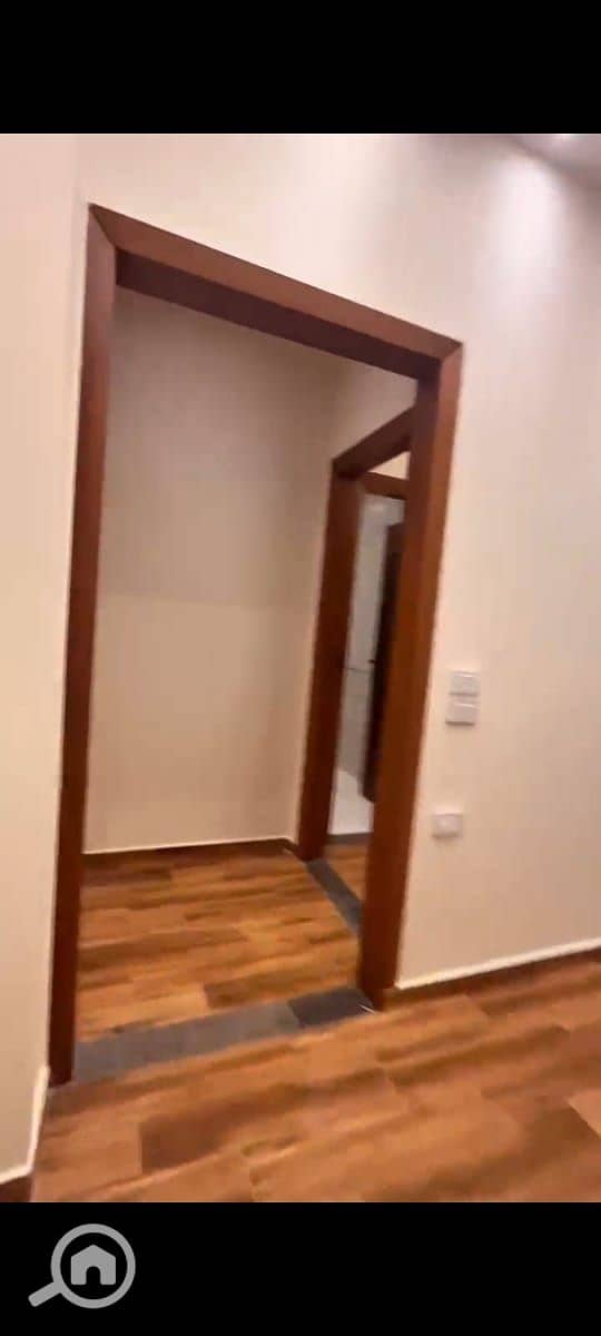 7 d34e8148-3d6d-4de8-be58-02e040f689d0. jpeg