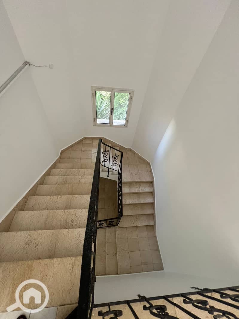 6 93ceaec9-2a2f-4882-a371-cd62f189737f. jpg