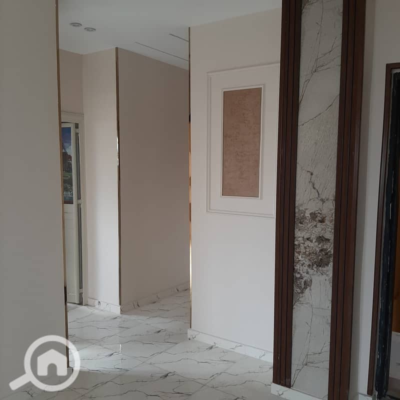 10 WhatsApp Image 2025-11-24 at 16.50. 50 (1). jpeg