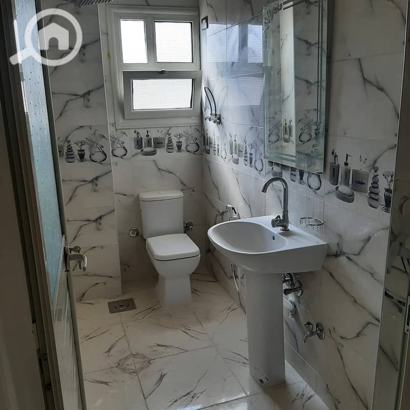 14 WhatsApp Image 2025-11-24 at 16.50. 52 (1). jpeg