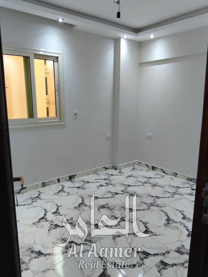 2 WhatsApp Image 2025-11-24 at 16.30. 53_6cfb1fbc. jpg