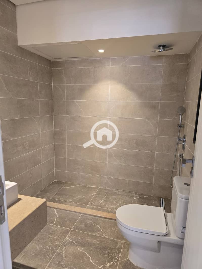 5 WhatsApp Image 2025-10-04 at 11.13. 19 AM (3). jpeg