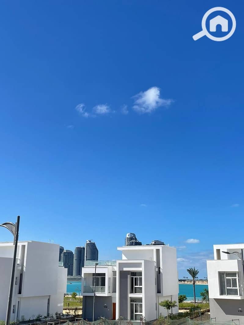 4 WhatsApp Image 2025-11-24 at 4.20. 30 PM. jpeg