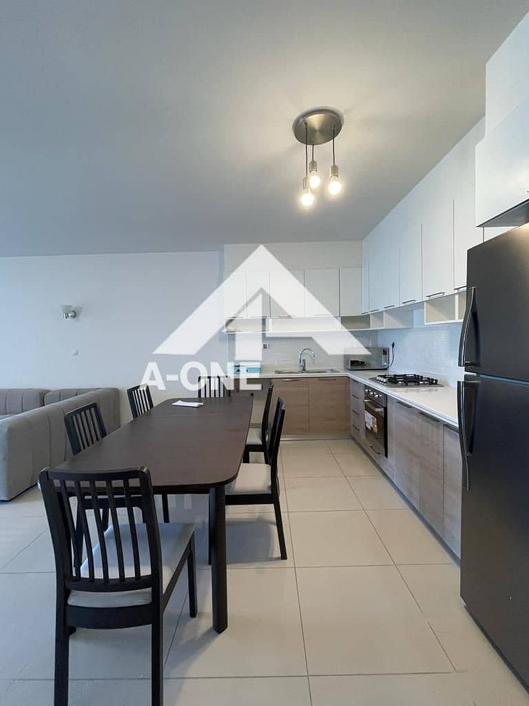 8 b27605f5-1a9c-4a6d-8dcd-7bd28db8c5f1. jpeg