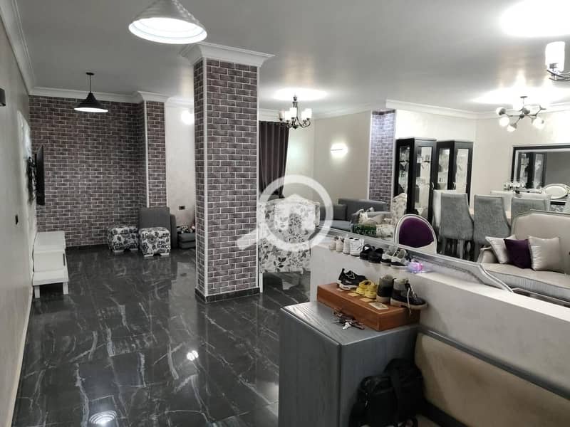 17 d031b53e-ddb4-404d-970a-e68220b17db7. jpeg