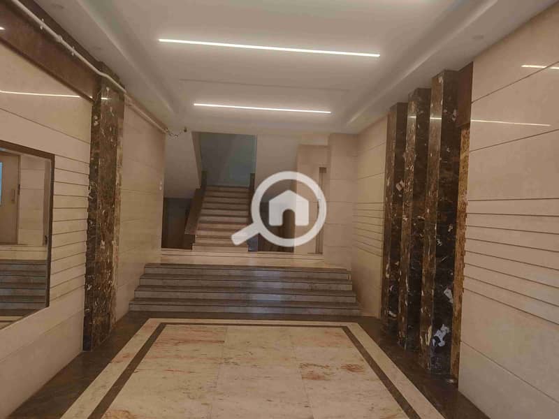 1000294655. jpg 1000294655. jpg