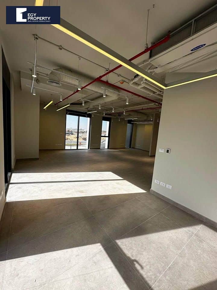 8 558695565_4215858105355717_1597606533602986474_n. jpg