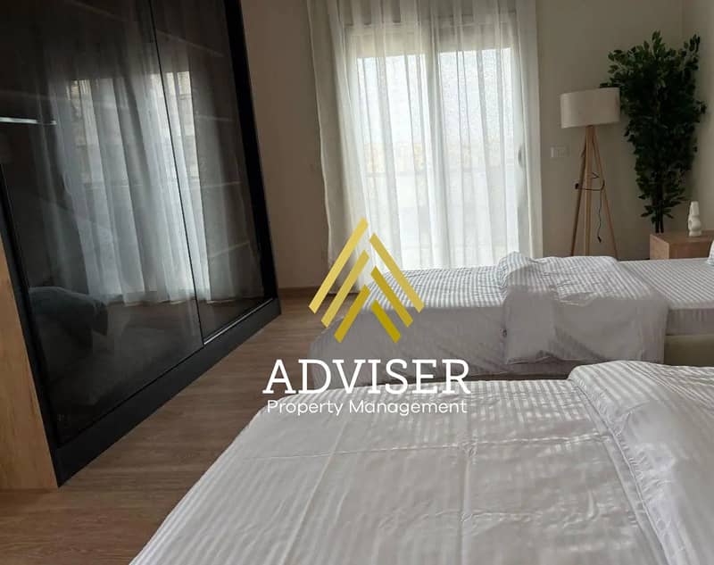 7 7159391-b5baao. jpg