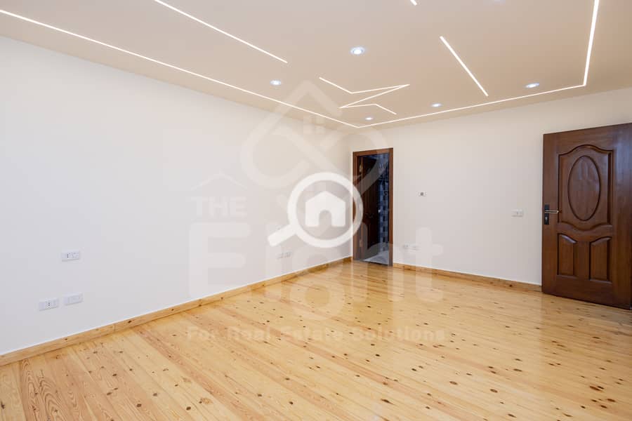 11 (11) 0U8A7306. jpg