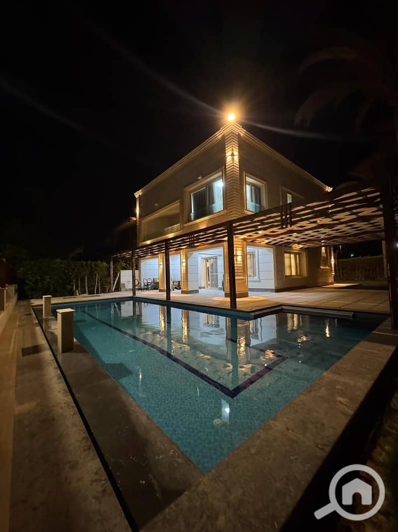 2 0e240726-7feb-4d38-8259-063fff14c335. jpeg