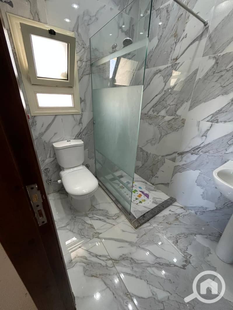 11 054ee16f-4732-4a51-8cf2-8ca1cc883a4b. jpeg