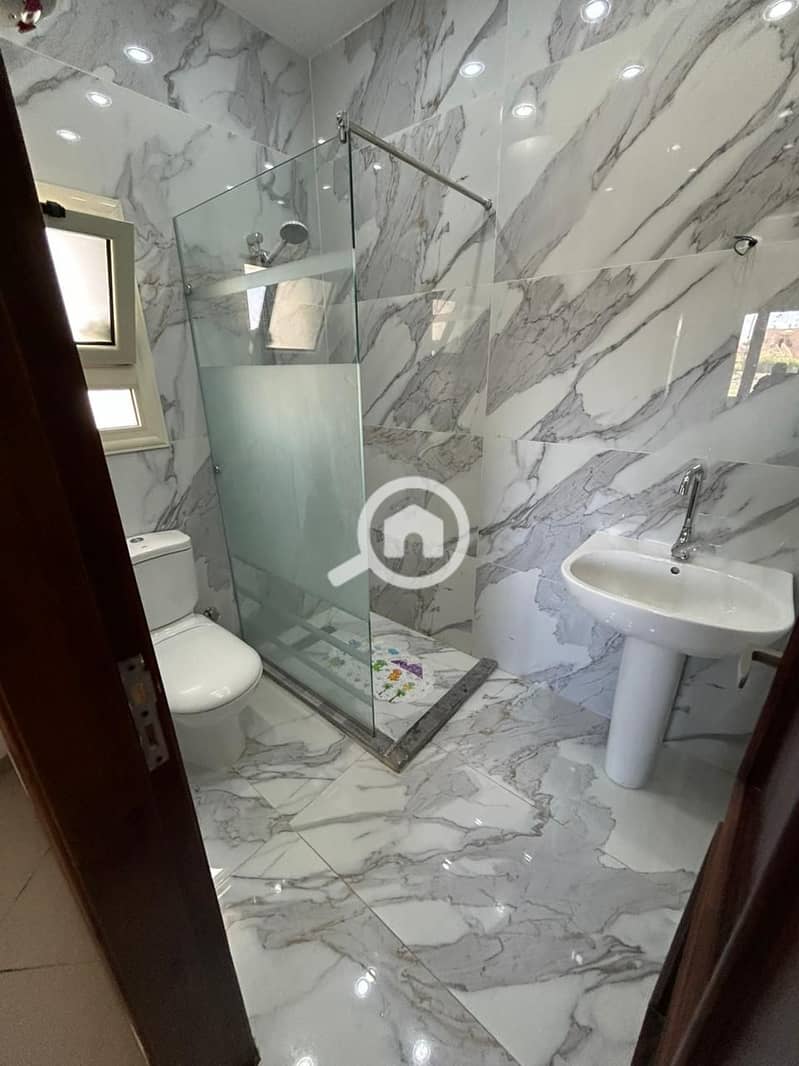 16 835d0804-be8a-43db-89e6-55692330677d. jpeg