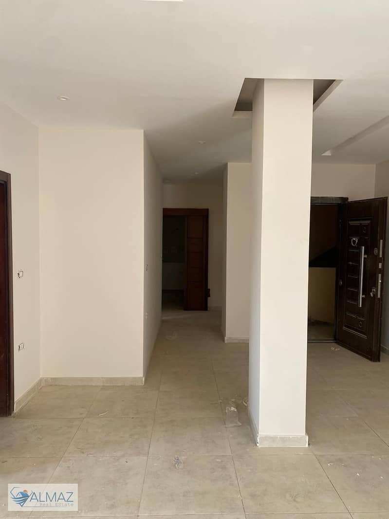 12 WhatsApp Image 2025-10-13 at 11.54. 44 AM. jpeg