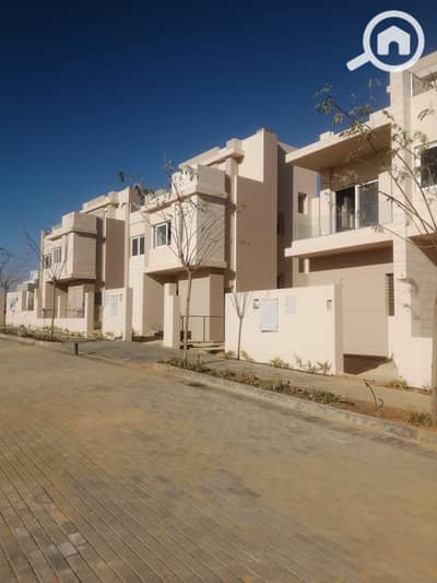 توين هاوس 3 غرف نوم للبيع في 6 أكتوبر، الجيزة - WhatsApp Image 2025-01-07 at 13.37. 07_f385805c. jpg