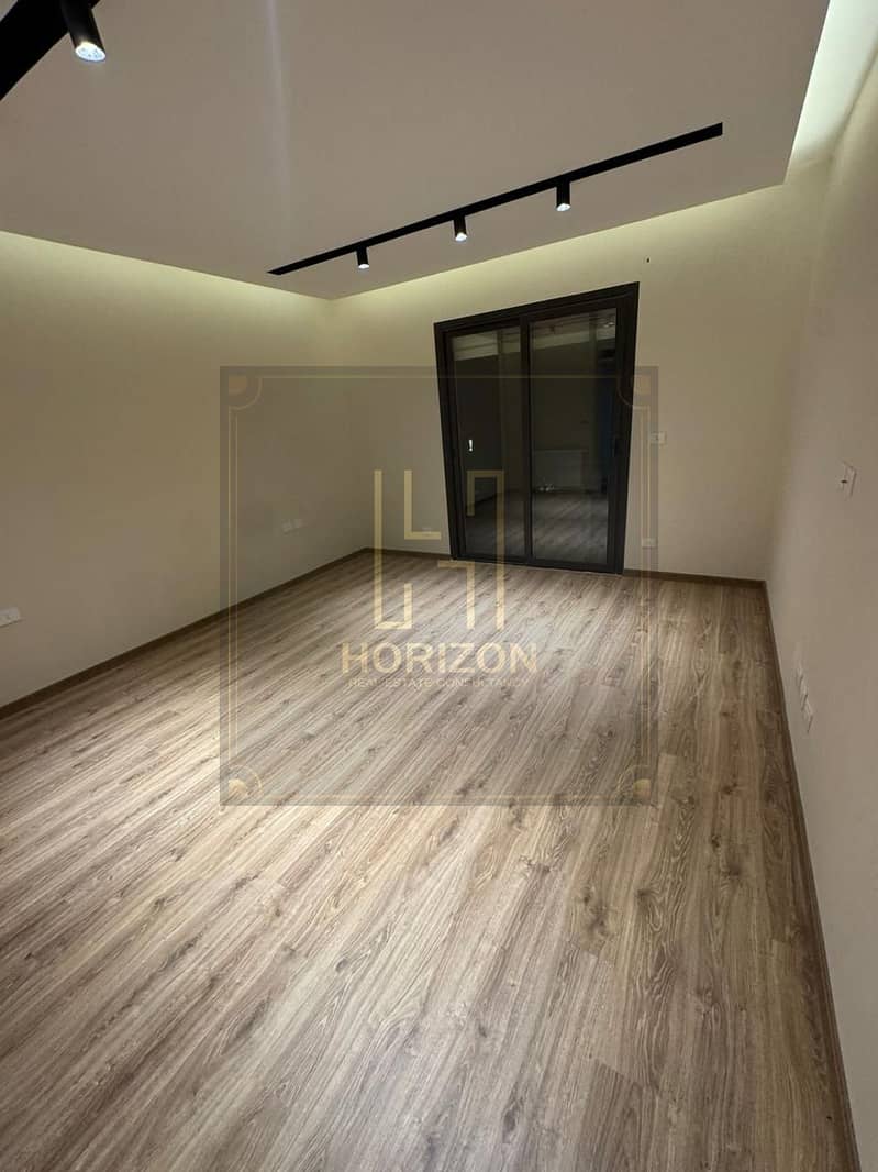 4 WhatsApp Image 2025-11-24 at 4.53. 11 PM (2). jpeg