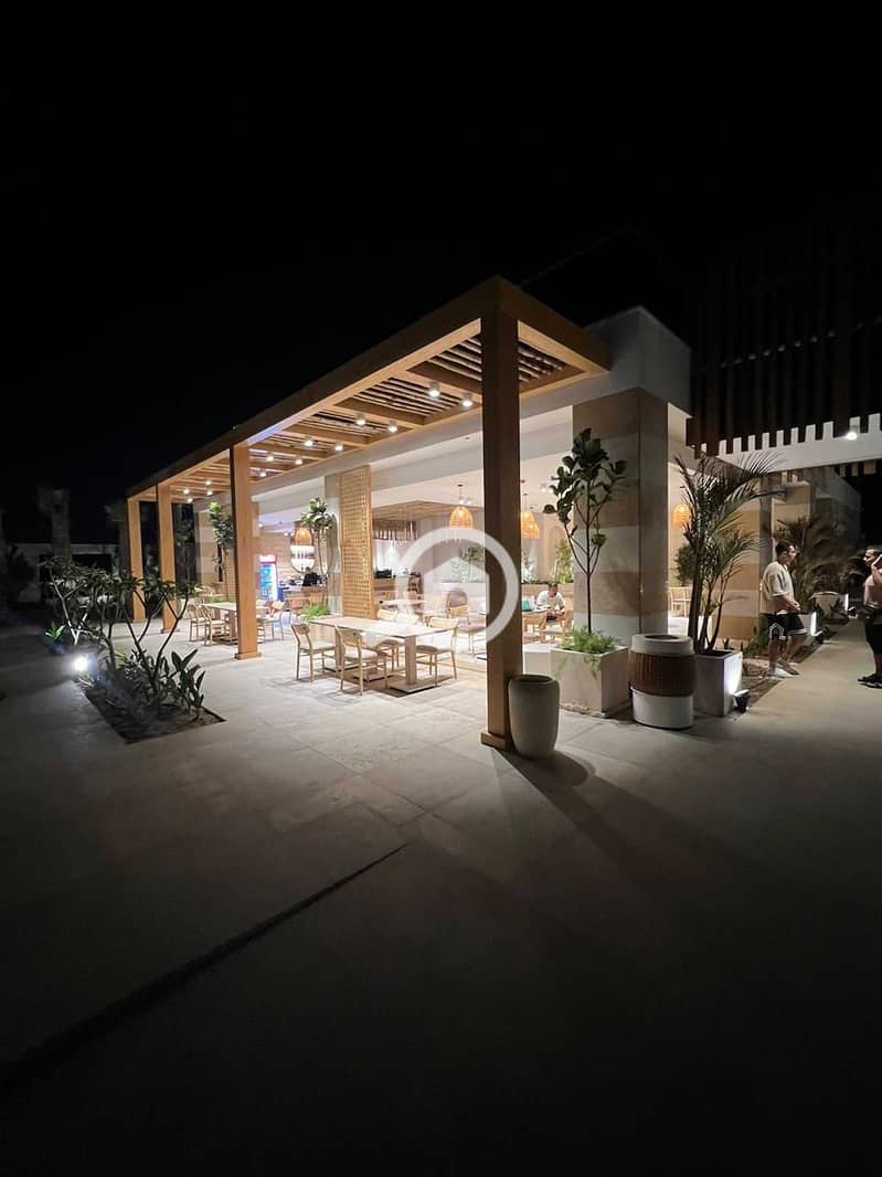 5 3bc3d3bb-58ab-4636-87fe-fbc838aa1572. jpeg